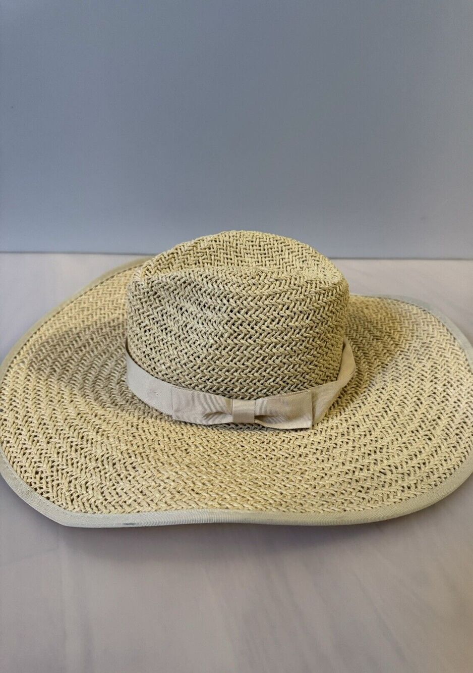 btb Los Angeles Cassie straw women's wide brim sun hat - Color Natural Size Med - Picture 1 of 3